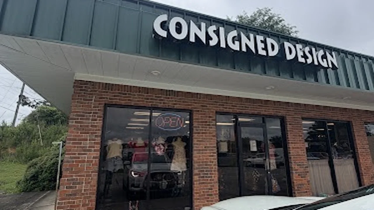 Consignment store in Alabaster, Alabama: Consigned Design