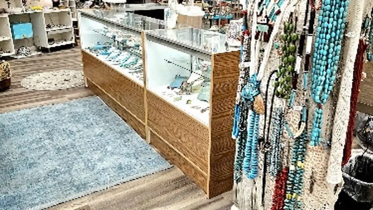 Consignment store in Plano, Texas: Consignment Crush