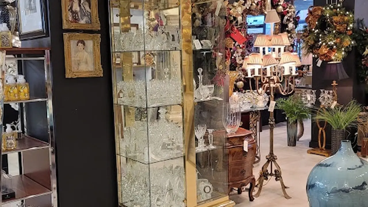 Consignment store in Dallas, Texas: Consignment No. 235