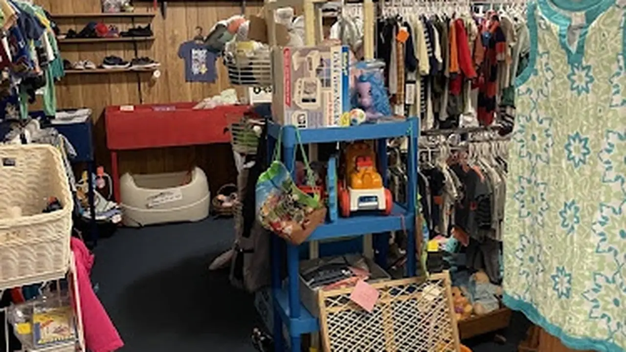 Consignment store in Evansdale, Iowa: Consignments & More