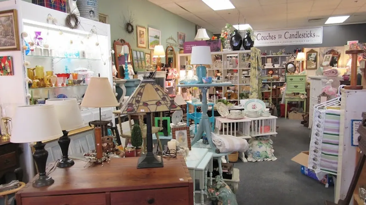 Consignment store in South Yarmouth, Massachusetts: Couches To Candlesticks