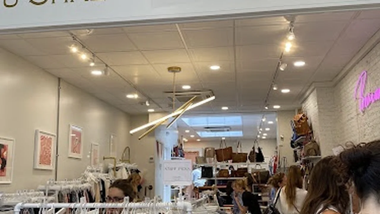 Consignment store in Boston, Massachusetts: Covet