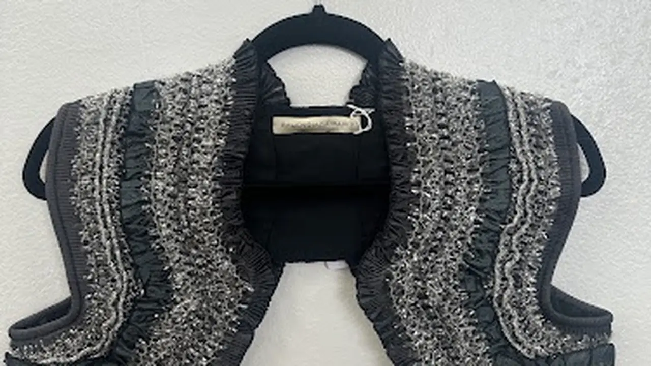 Consignment store in West Hollywood, California: CROUTON Designer Re-Sale Boutique