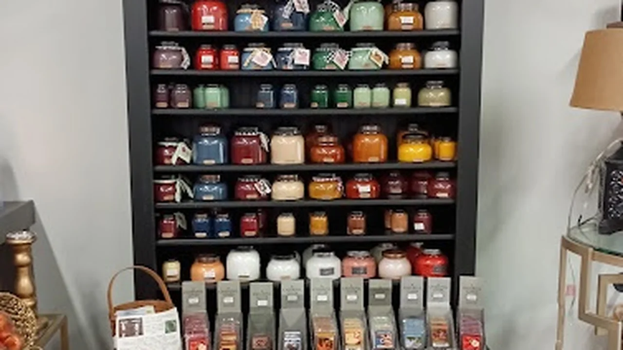 Consignment store in Smithfield, North Carolina: Curated Collections