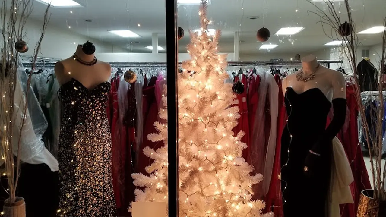 Consignment store in Johnson City, Tennessee: Curvacious Consignment