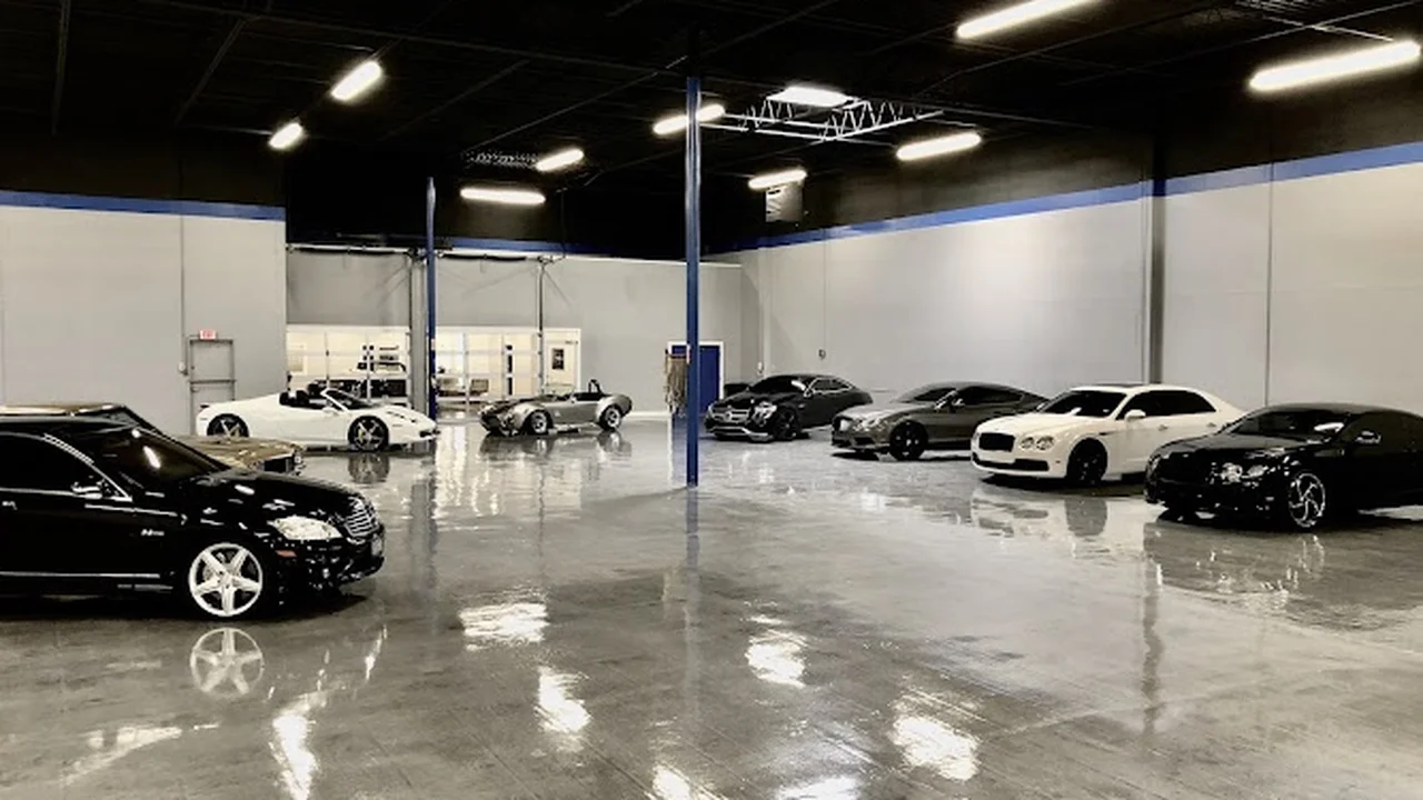 Consignment store in Carrollton, Texas: Dallas Auto Exchange