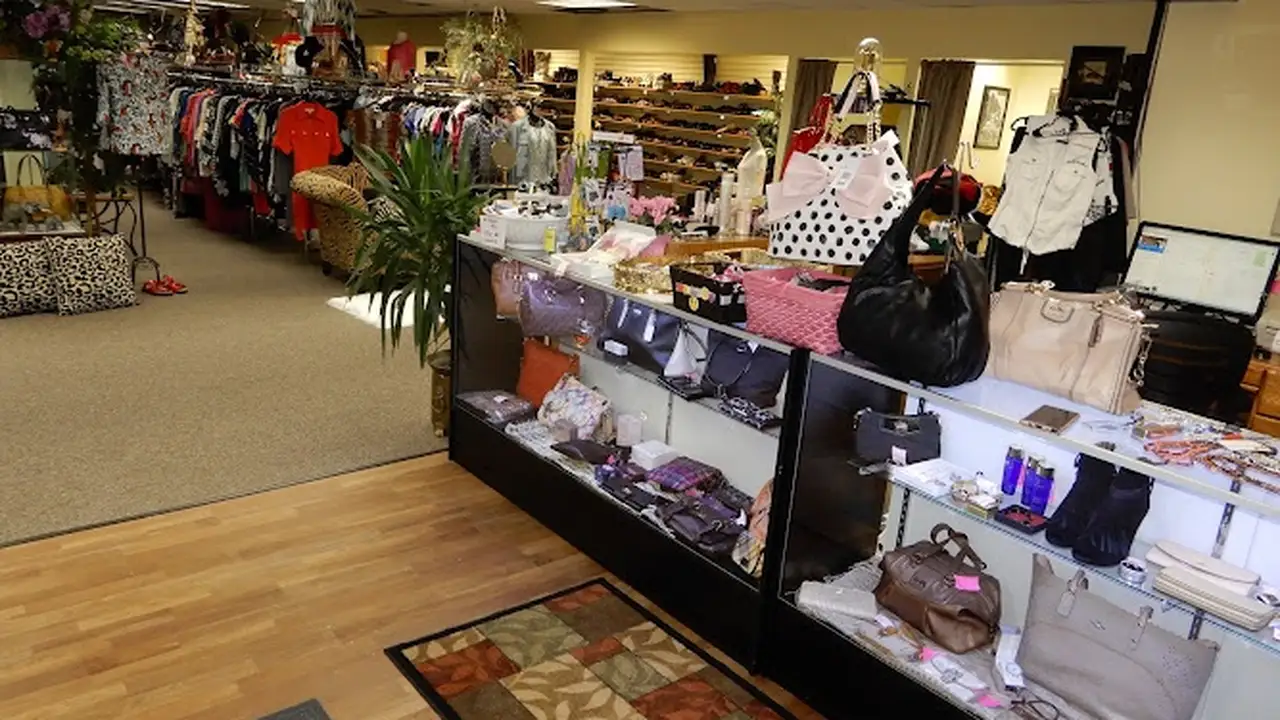 Consignment store in Rochester, Minnesota: Danielle's Consignment