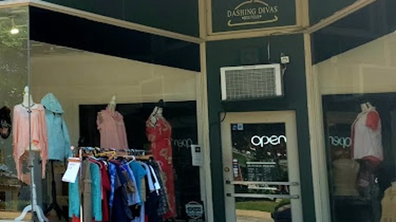 Consignment store in Lisbon, Ohio: Dashing Divas Boutique