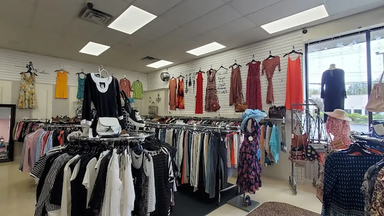 Consignment store in Natick, Massachusetts: DC Natick Consignments