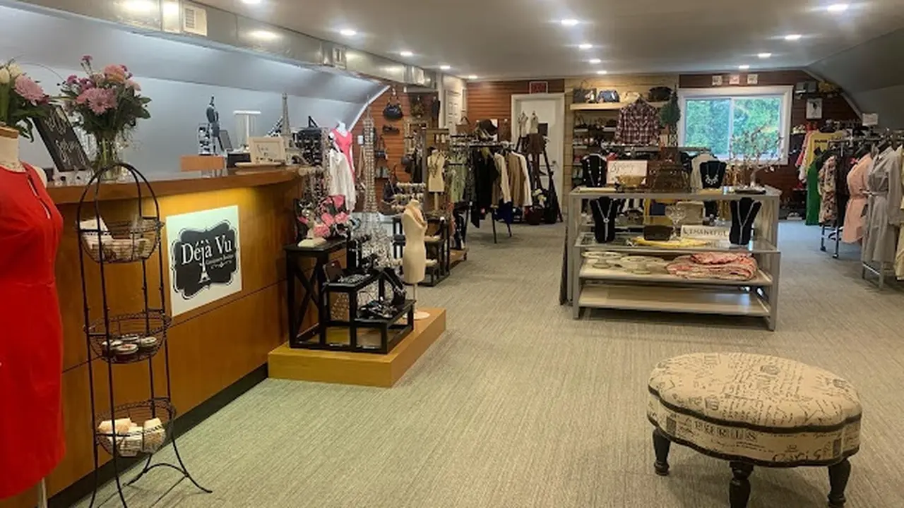 Consignment store in Landisville, Pennsylvania: Deja Vu Consignment Boutique