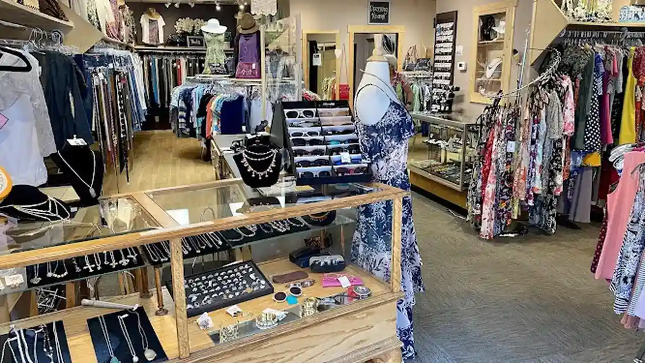 Consignment store in Steamboat Springs, Colorado: Deja Vu Consignment Boutique