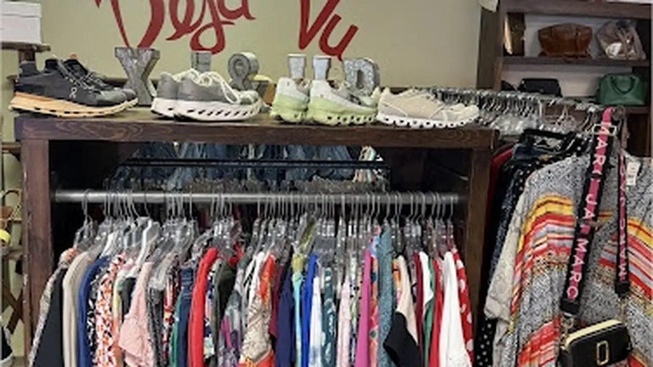 Consignment store in Grenada, Mississippi: Deja Vu Resale
