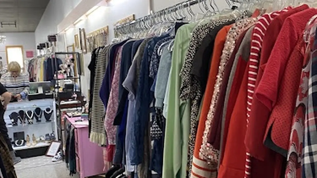 Consignment store in Westerville, Ohio: Deja Vu