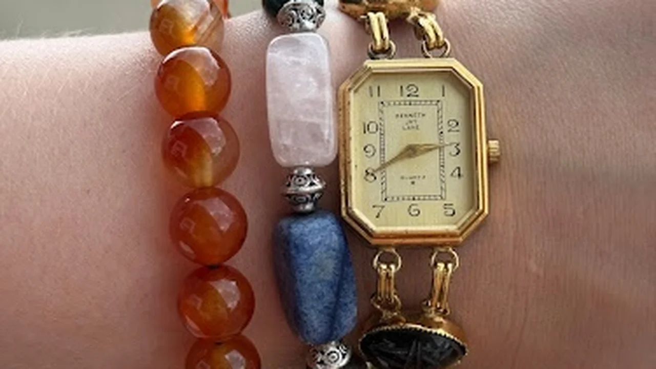 Consignment store in Olyphant, Pennsylvania: Design 2 Consign Boutique