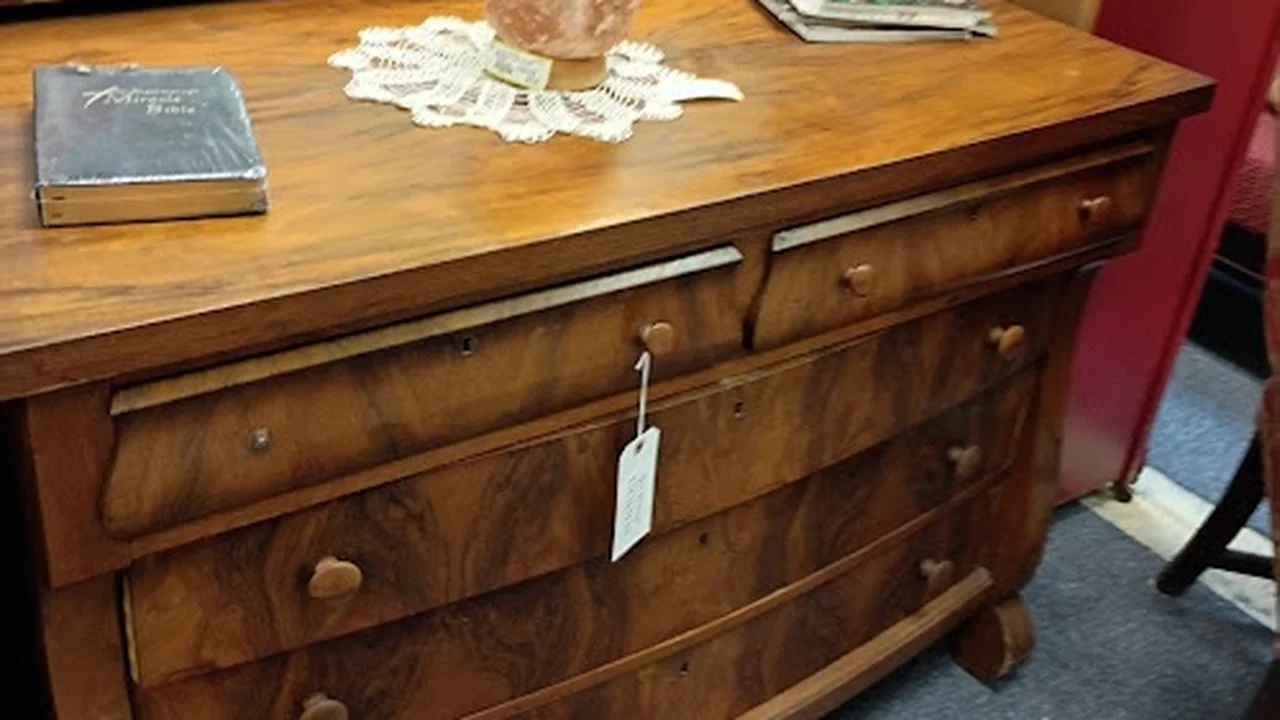 Consignment store in Kingsport, Tennessee: Do Good Goods