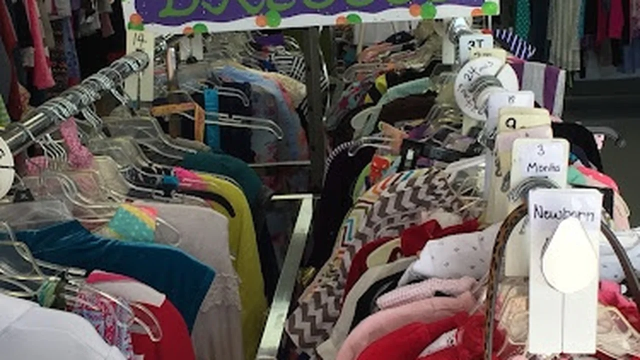 Consignment store in Panama City, Florida: Doodlebugs Consignment