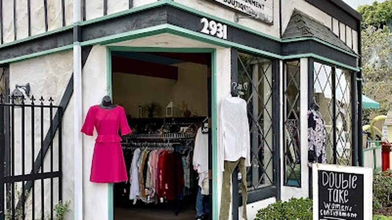 Consignment store in Carlsbad, California: Double Take Carlsbad