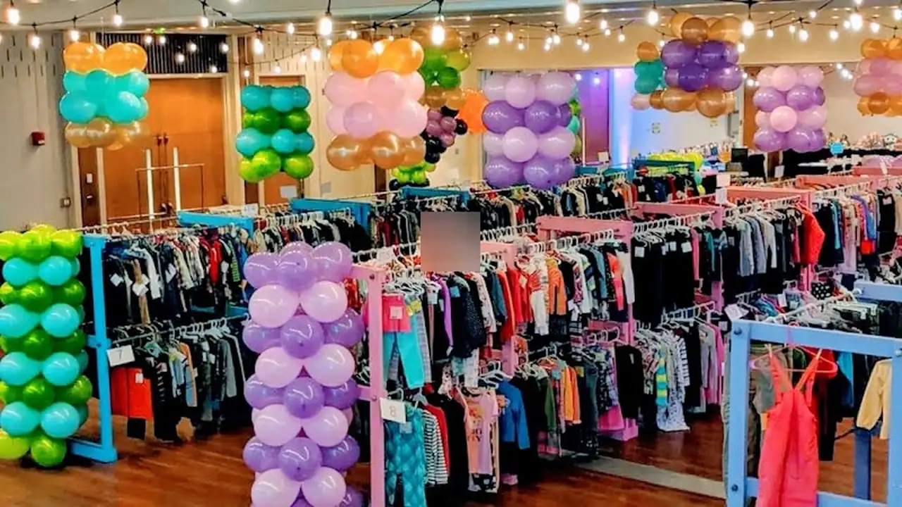Consignment store in Rochester, New York: Duds For Love Bugs