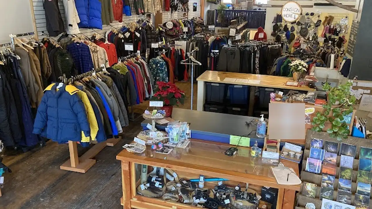 Consignment store in Duluth, Minnesota: Duluth Gear Exchange