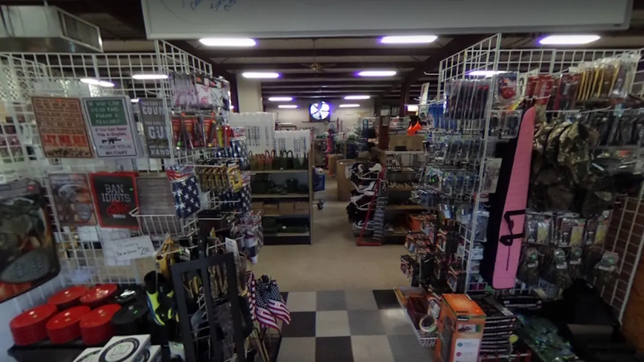 Consignment store in Duluth, Georgia: Duluth Salvage