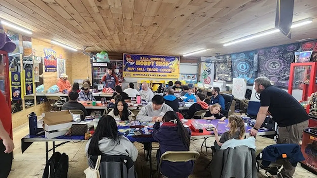 Consignment store in Middletown, Connecticut: E.E.J.L. WORLD