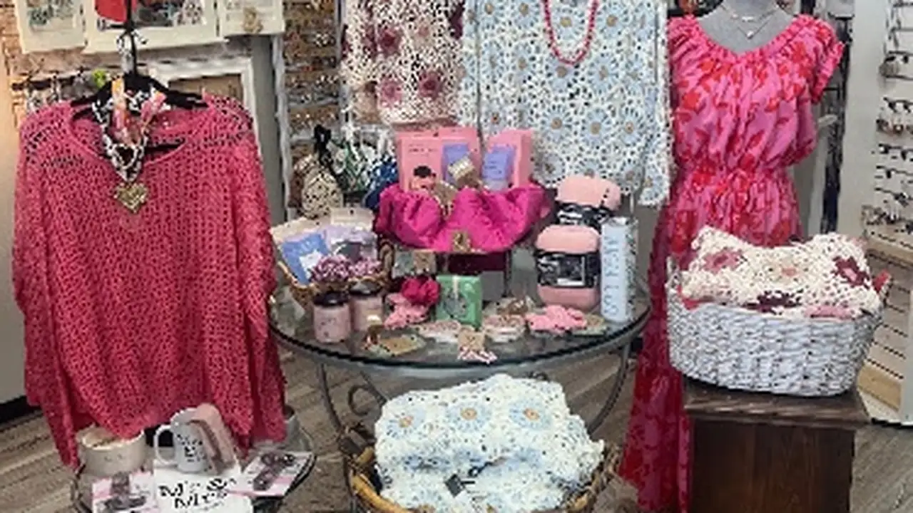Consignment store in Lake Wylie, South Carolina: Echo Boutique and Consignment Boutique