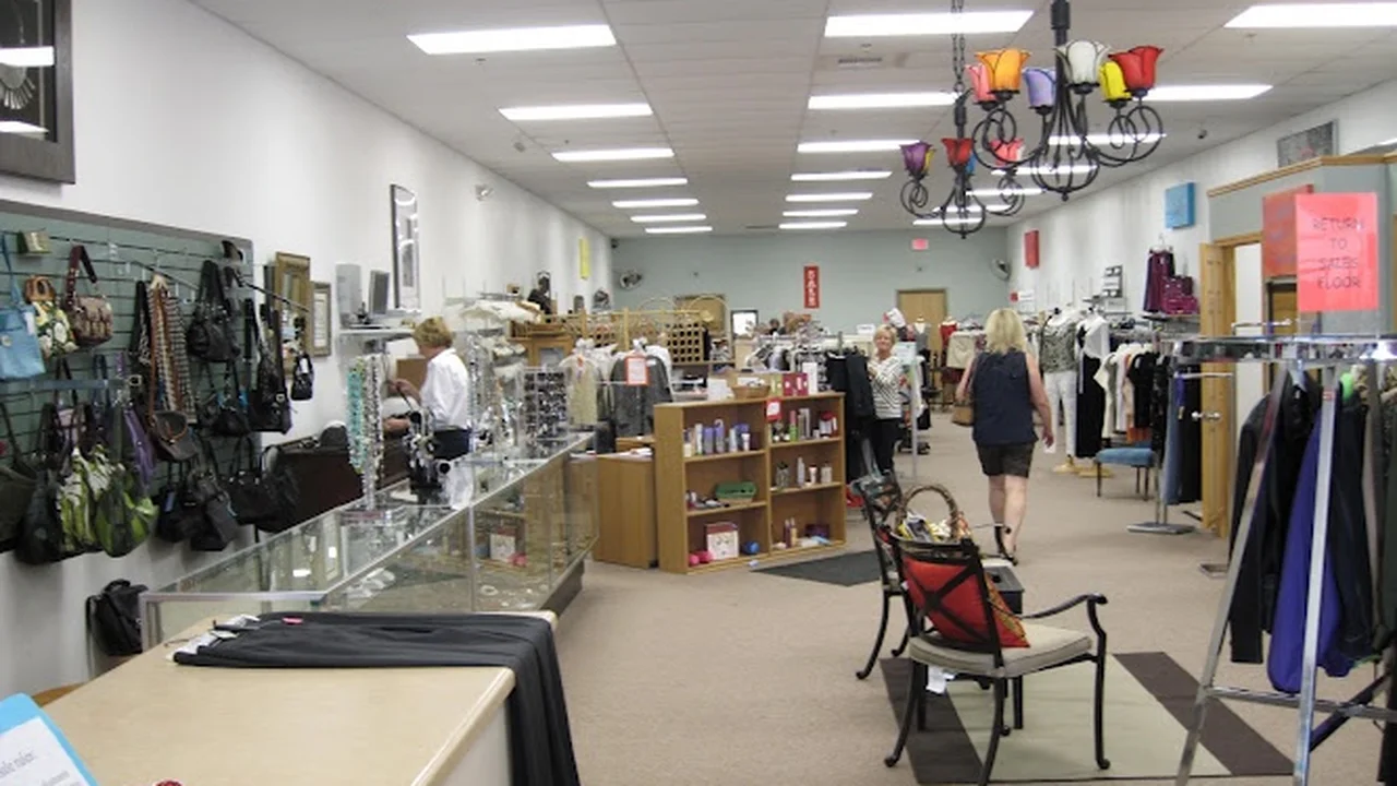 Consignment store in Brookfield, Wisconsin: Elite Repeat Consignment Shop
