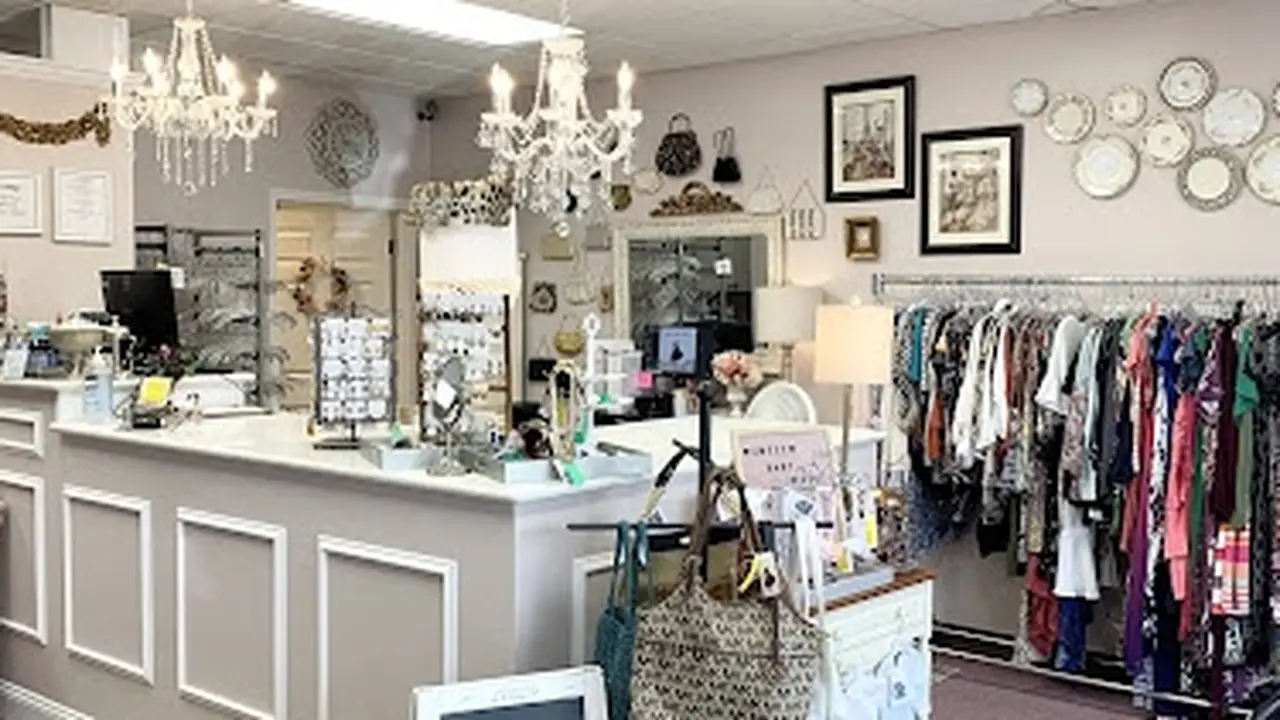 Consignment store in Gray, Tennessee: Elizabeth Dean Boutique