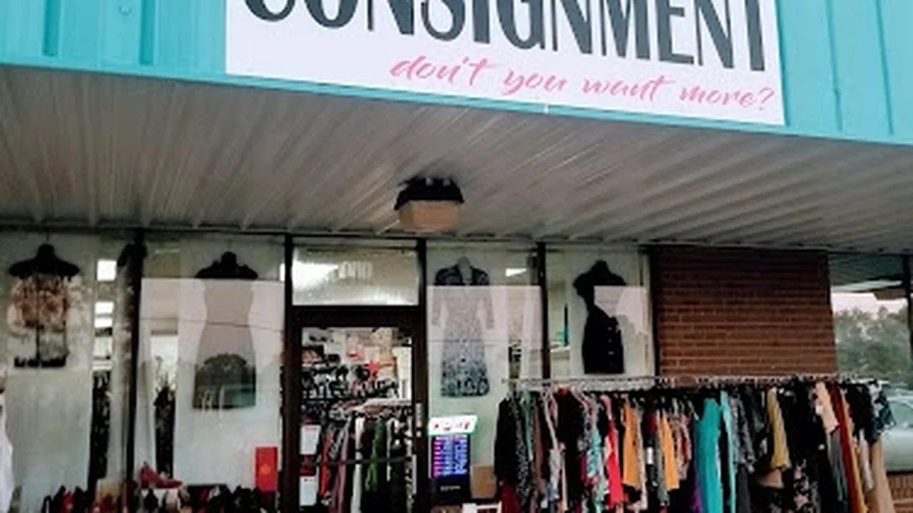 Consignment store in Mary Esther, Florida: Encore Resale 850