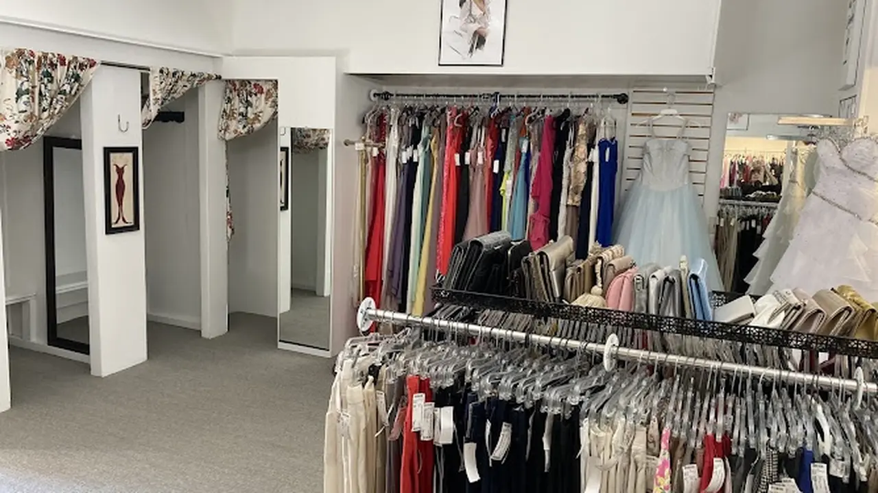 Consignment store in Madison, New Jersey: Erby's Elite Repeat