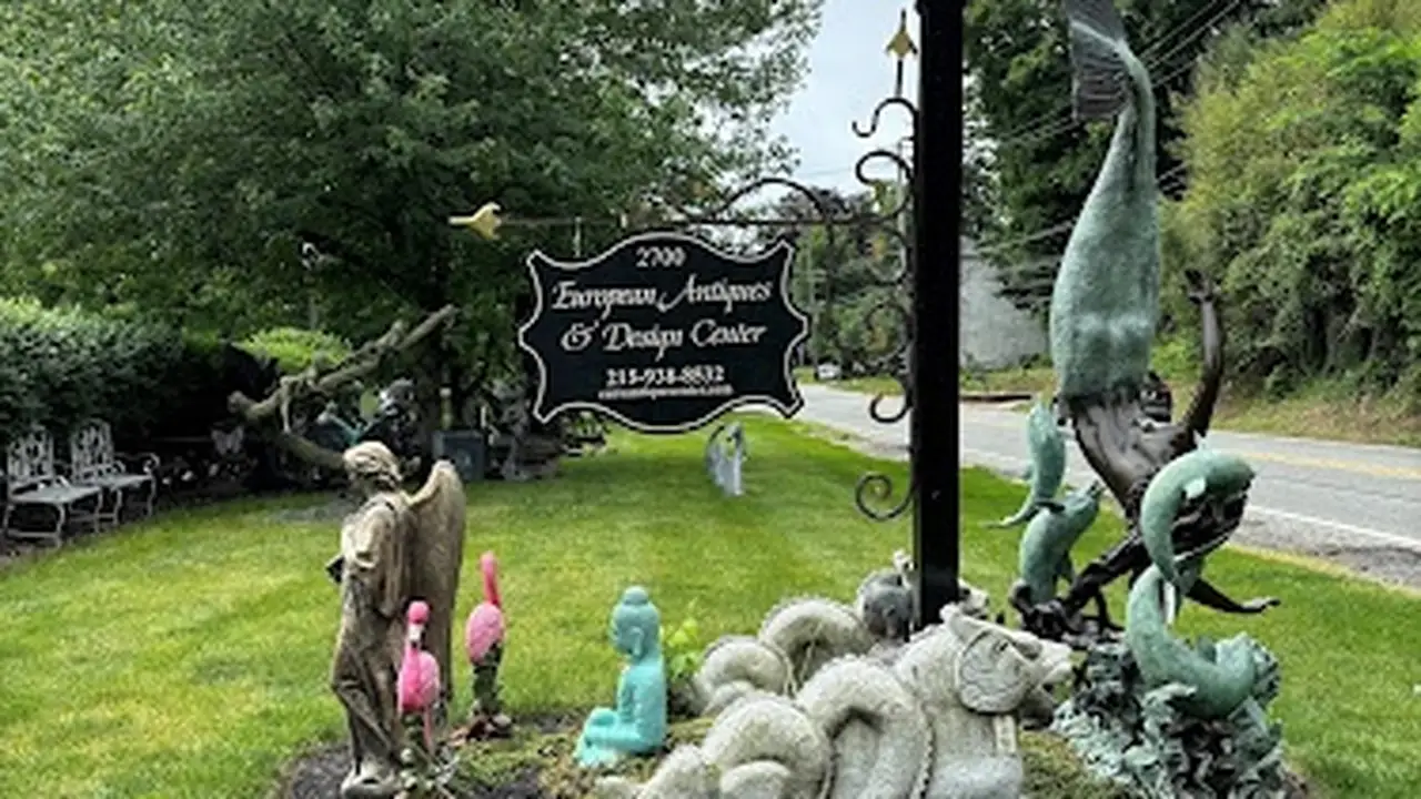 Consignment store in Bryn Athyn, Pennsylvania: European Antique And Design Center