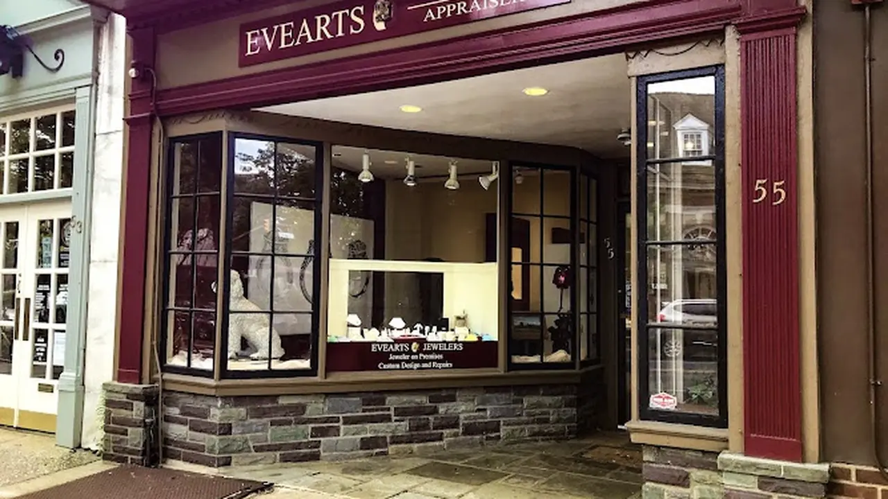 Consignment store in Haddonfield, New Jersey: Evearts Jewelers