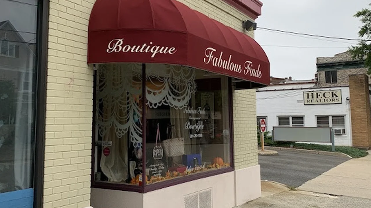 Consignment store in Westwood, New Jersey: Fabulous Finds Resale Consignment Boutique