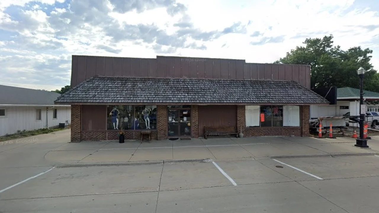 Consignment store in Harlan, Iowa: Fair N Square Consignment