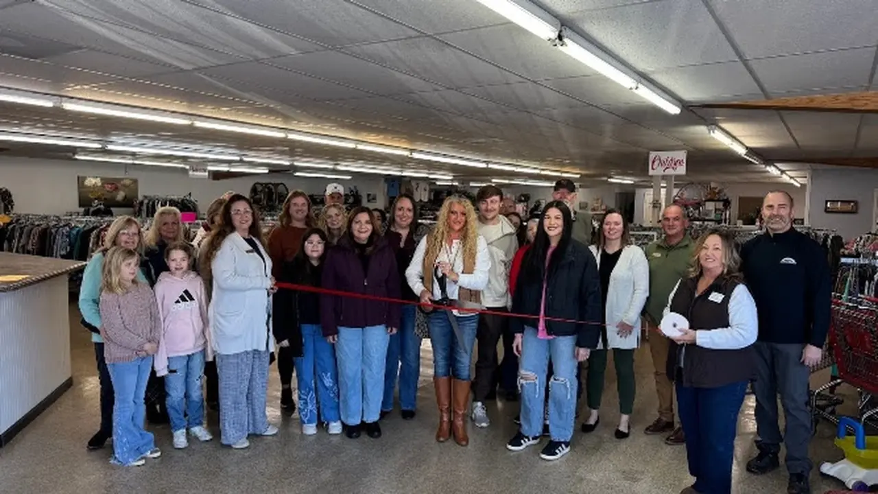 Consignment store in Poplar Bluff, Missouri: Family Fashions and More Consignment and Thrift