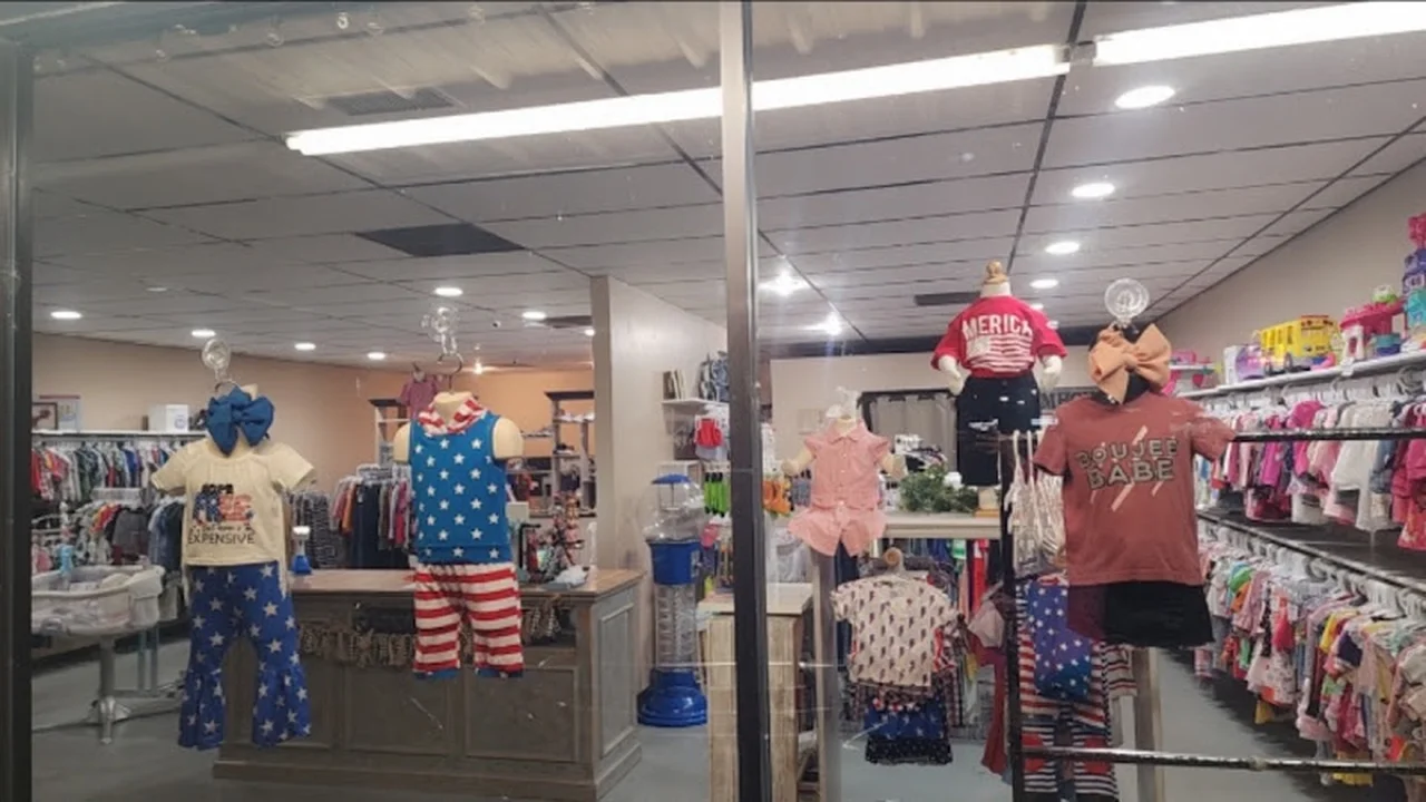 Consignment store in Mineola, Texas: Farmhouse Kids Consignment