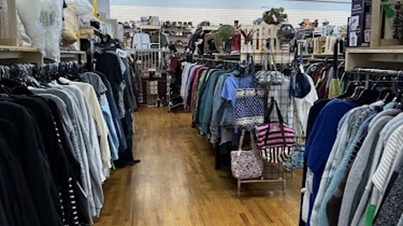 Consignment store in East Earl, Pennsylvania: Fashion Cents Consignment East Earl