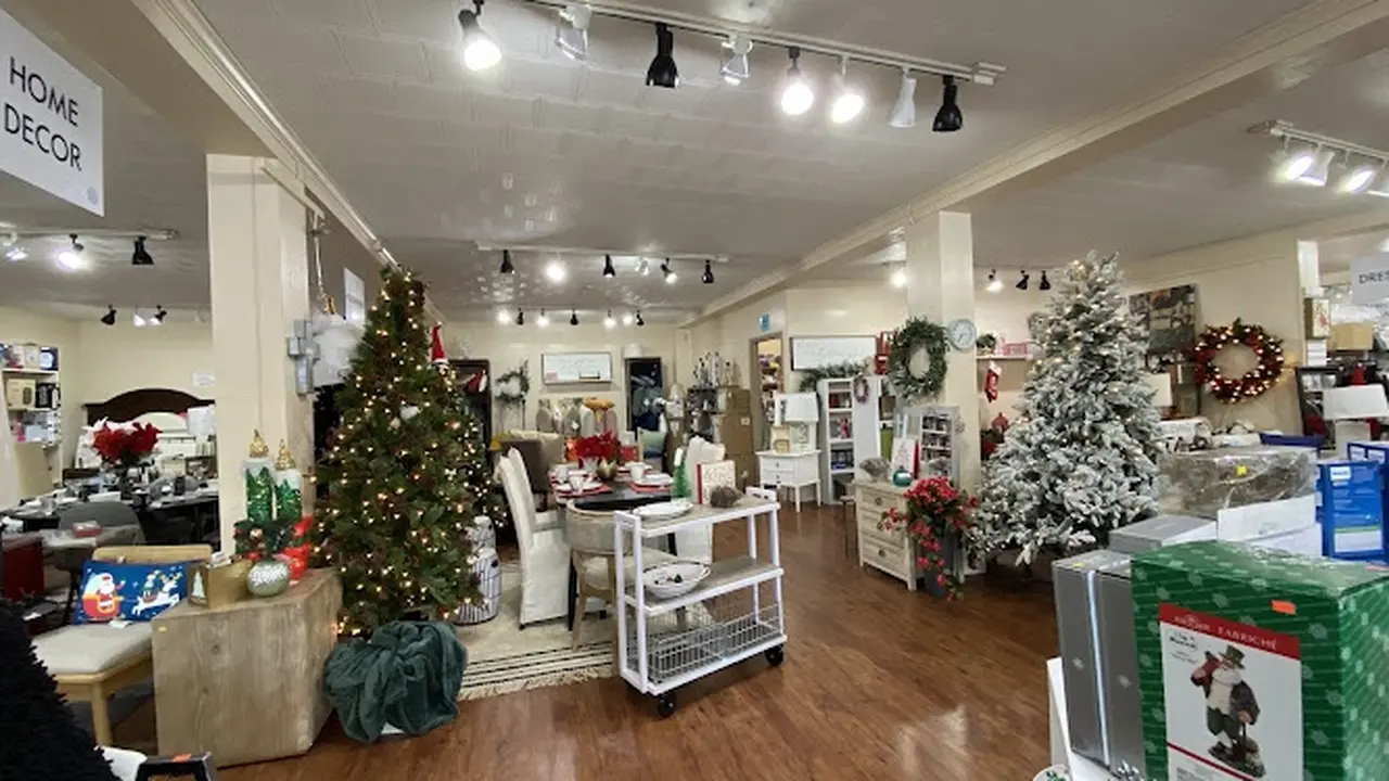 Consignment store in Ephrata, Pennsylvania: Fashion Cents Consignment Ephrata