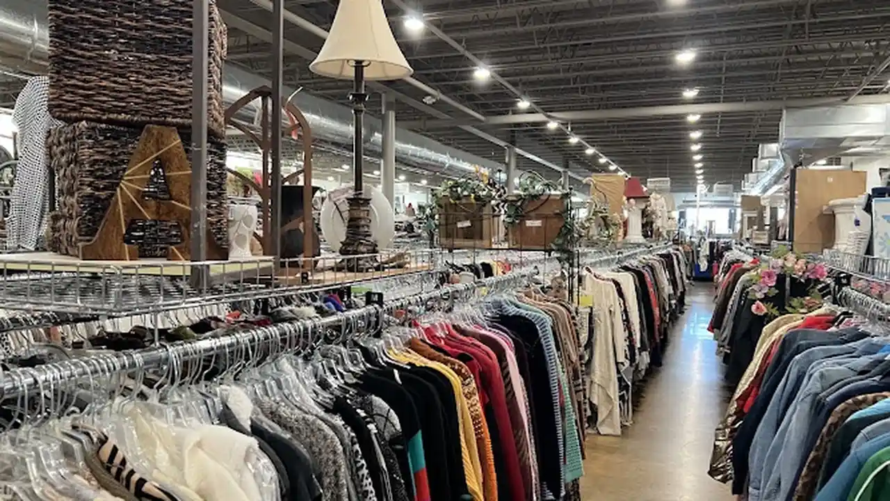 Consignment store in Florence, Alabama: Fashion Exchange