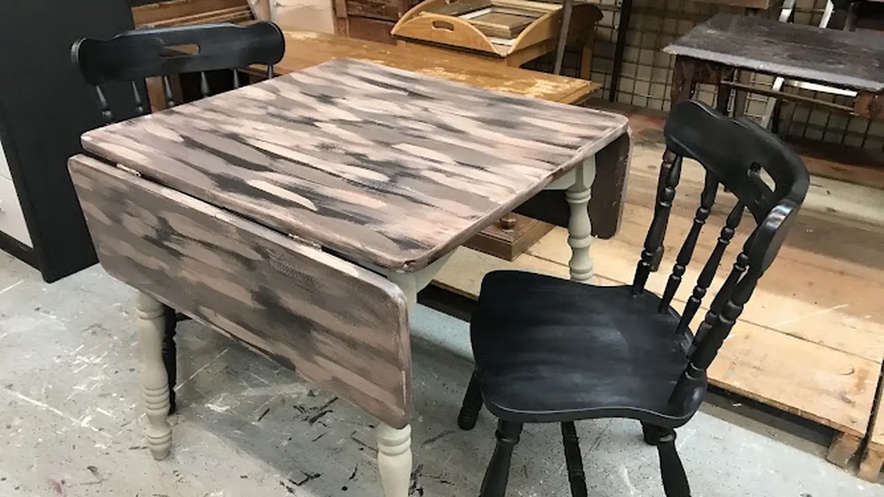 Consignment store in Barboursville, West Virginia: Finders Keepers