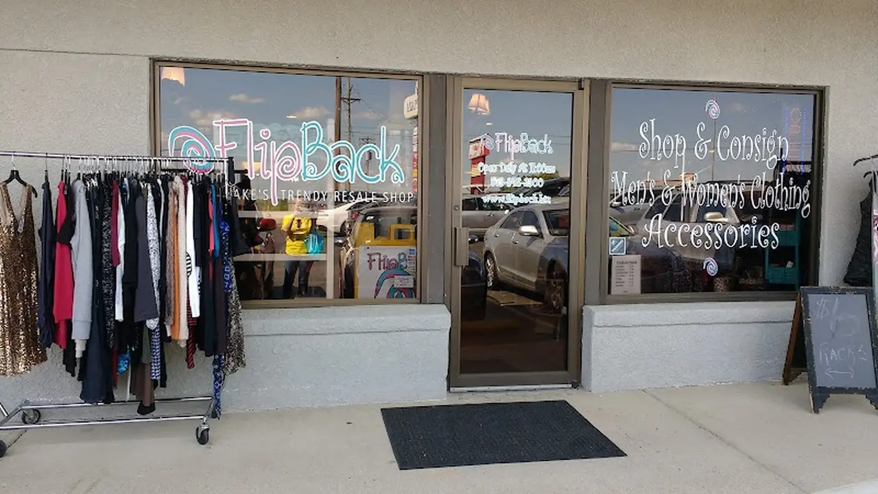 Consignment store in Osage Beach, Missouri: FlipBack