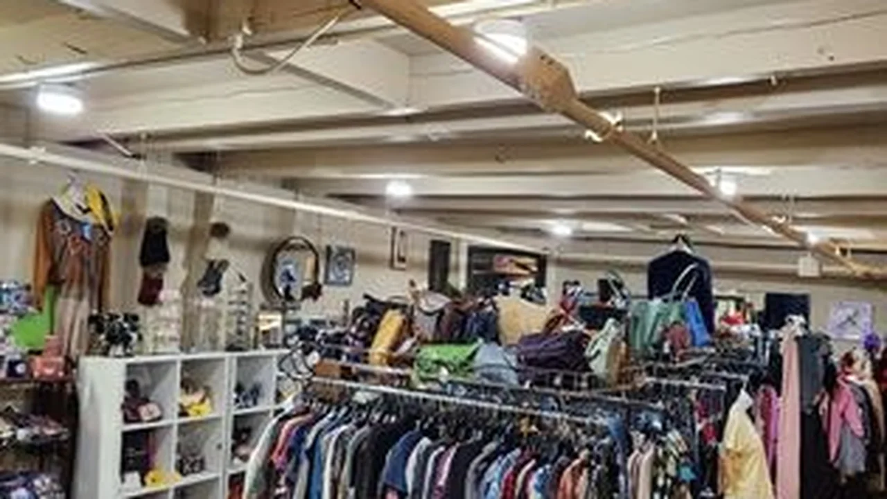 Consignment store in Waterville, Maine: Friends Consignment & More