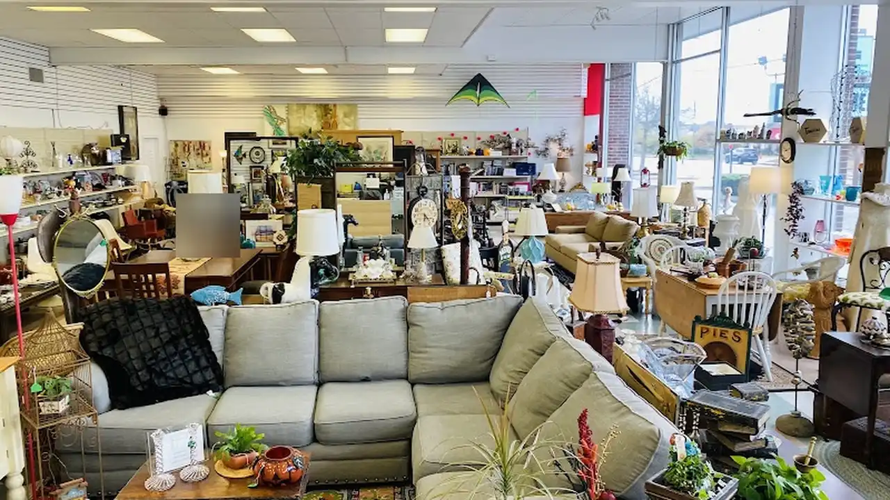 Consignment store in Warwick, Rhode Island: Fully Furnished Consignments