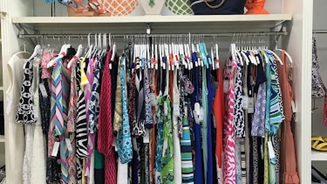Consignment store in Orlando, Florida: Gatorlilly's Upscale Resale Boutique