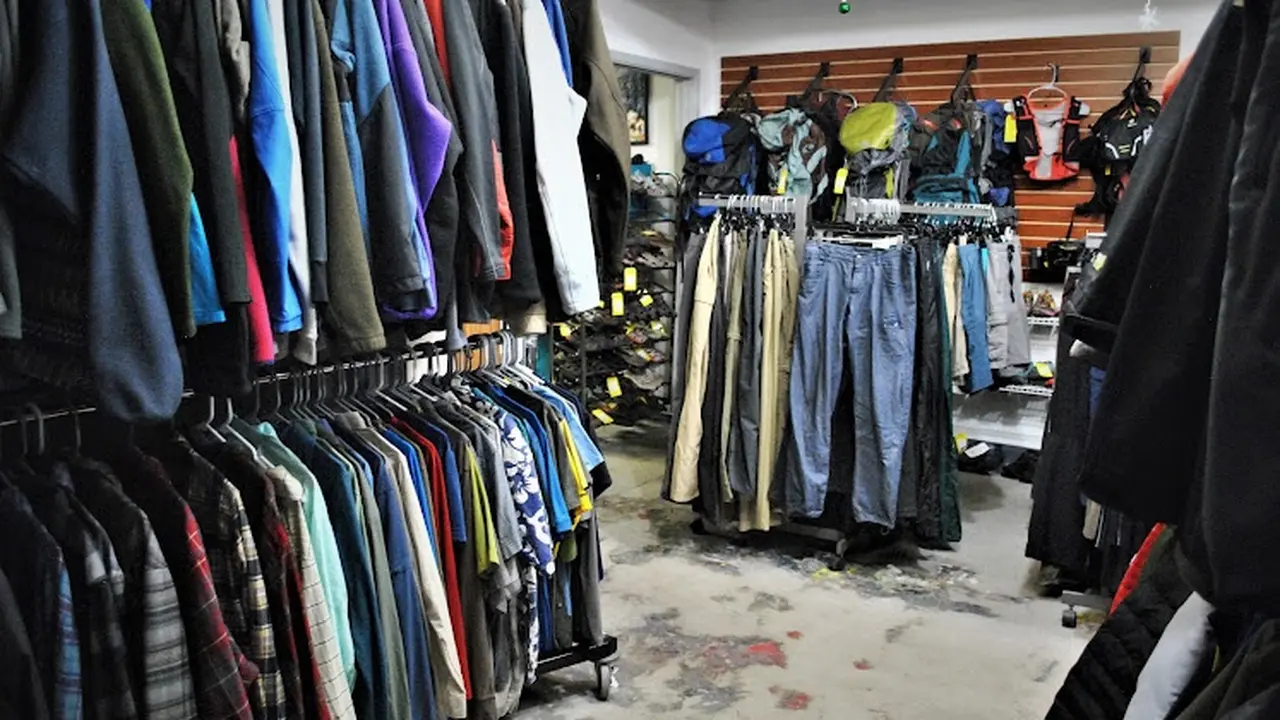 Consignment store in Reno, Nevada: Gear Hut