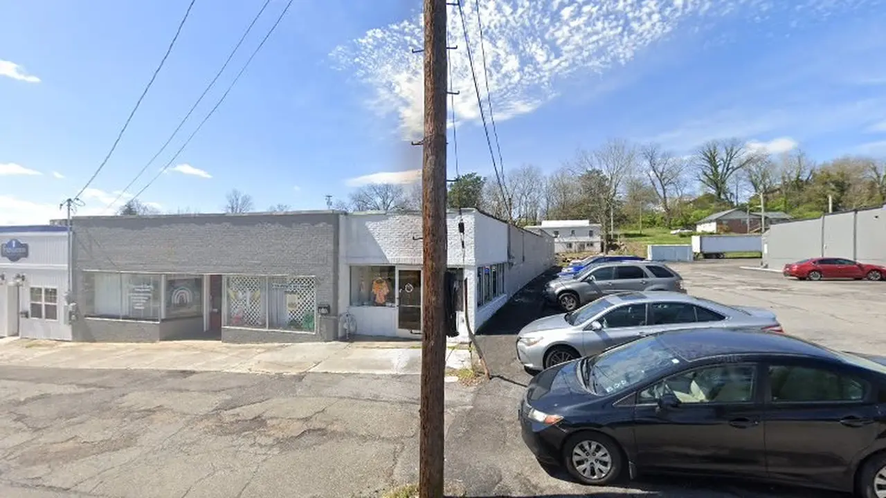 Consignment store in Athens, Tennessee: Gently Used Consignment