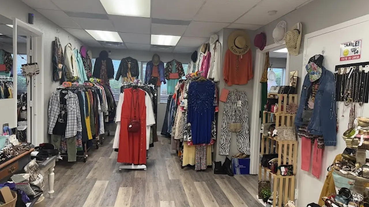 Consignment store in Aurora, Colorado: GGirls Closet