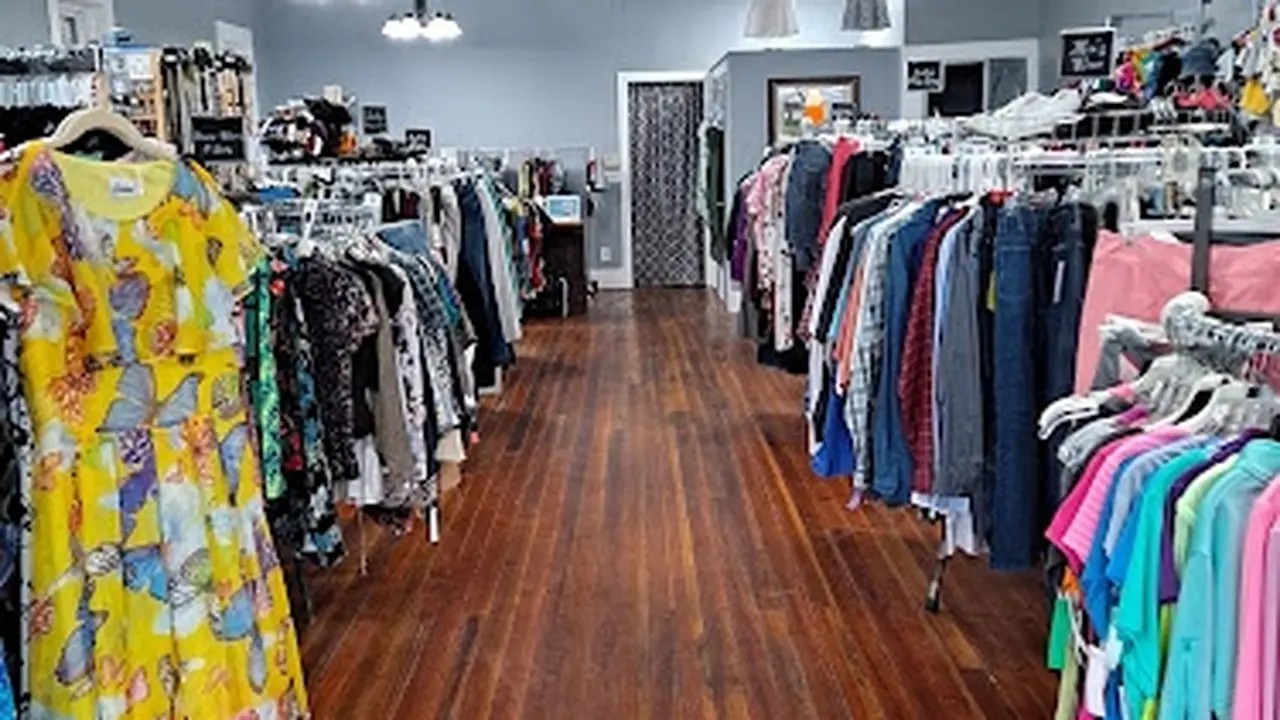 Consignment store in Stockton, Illinois: Glad Rags Boutique