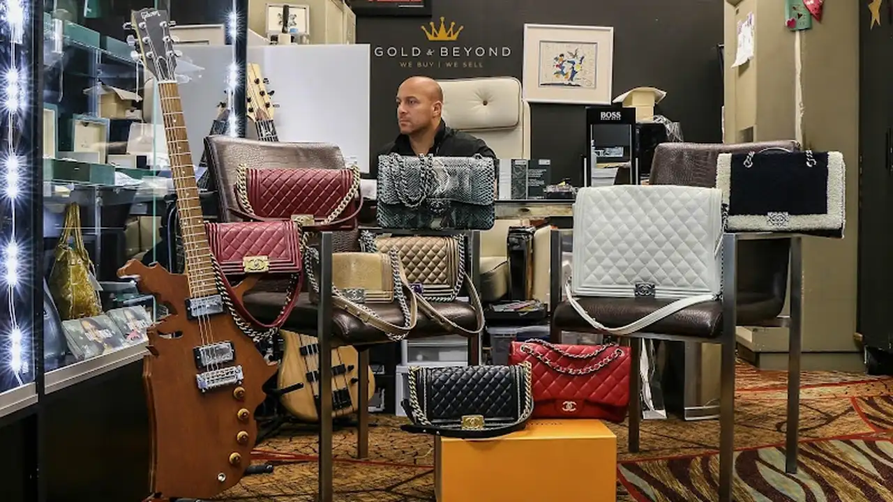 Consignment store in Las Vegas, Nevada: Gold and Beyond