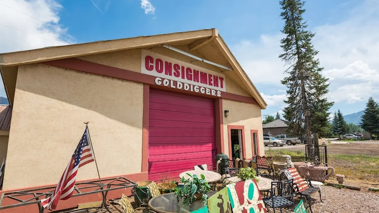 Consignment store in El Jebel, Colorado: Golddigger’s Specialty Consignment